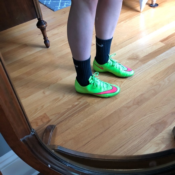 Nike Mercurial Indoor Soccer Poison Green - Picture 10 of 12